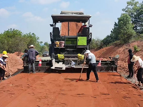 土壤固化劑操作過(guò)程圖